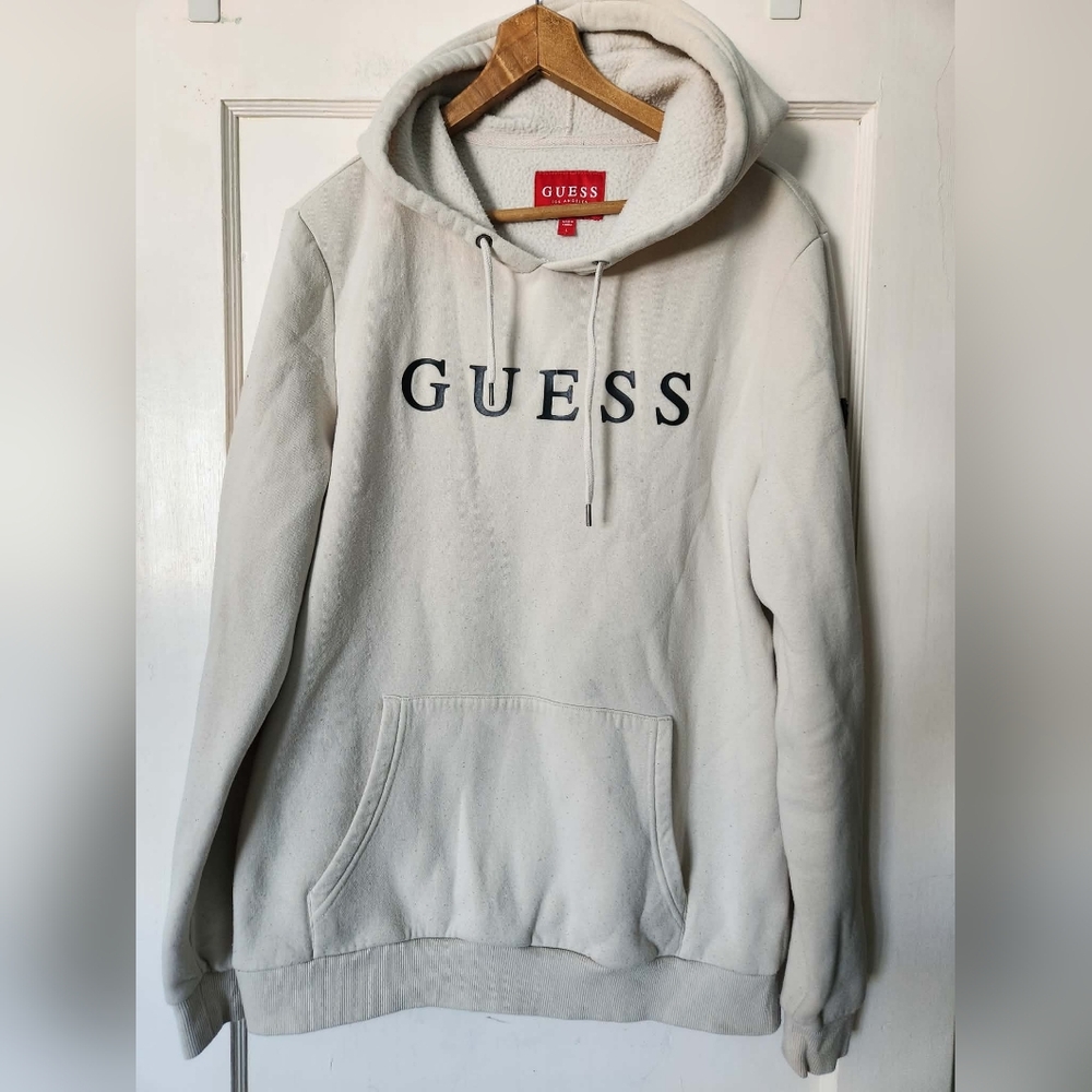 Men's Guess Hoodie😎